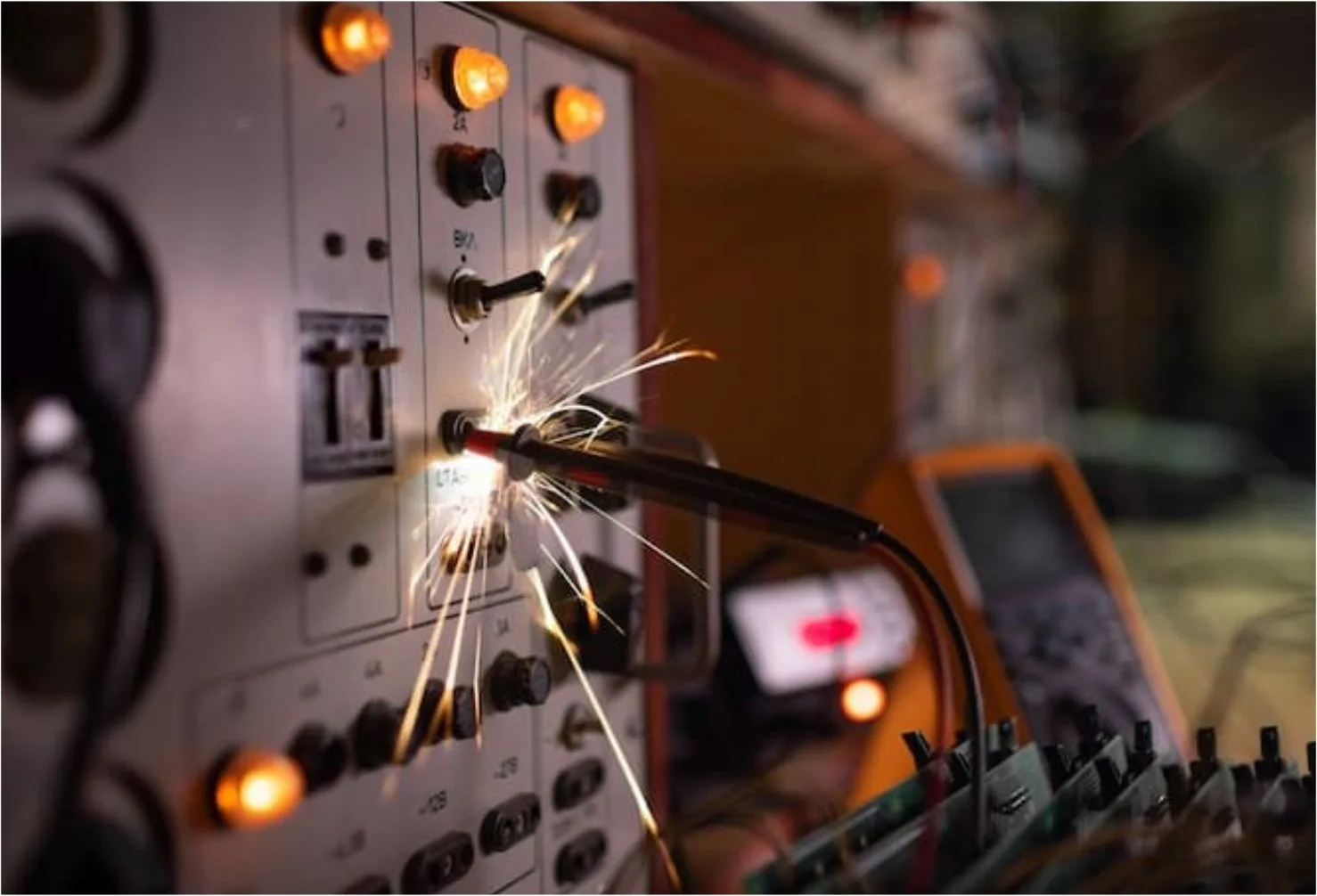 cara mengatasi listrik konslet