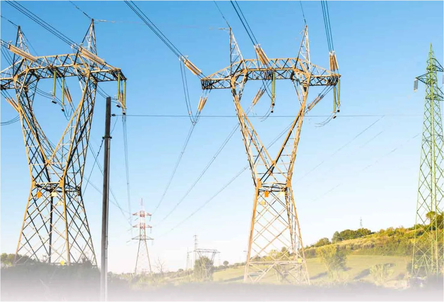 komponen tiang listrik