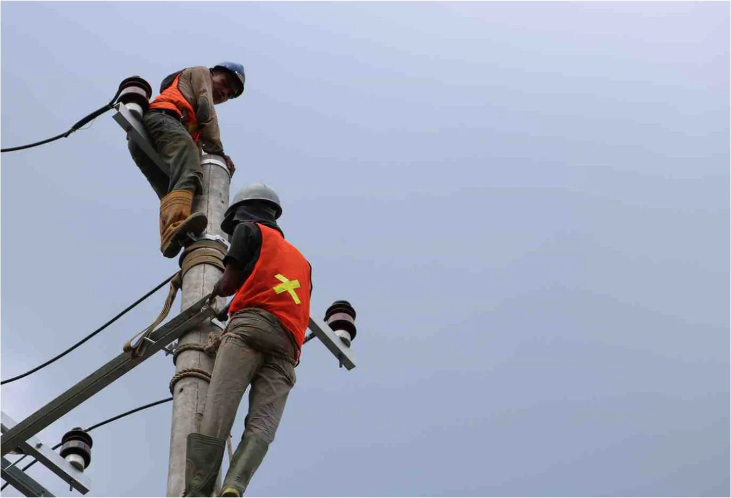 pemasangan kabel listrik