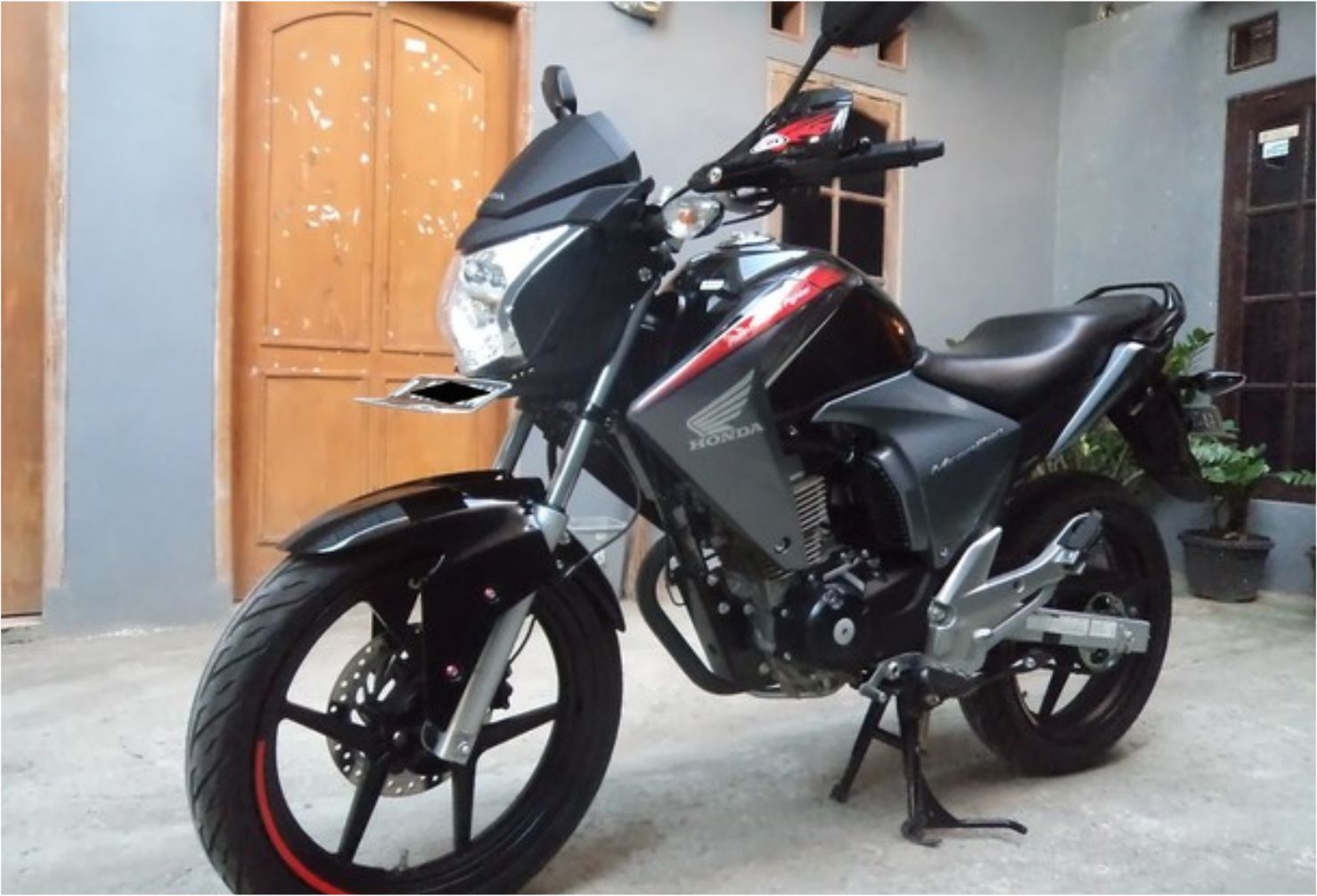 warna kabel kiprok megapro